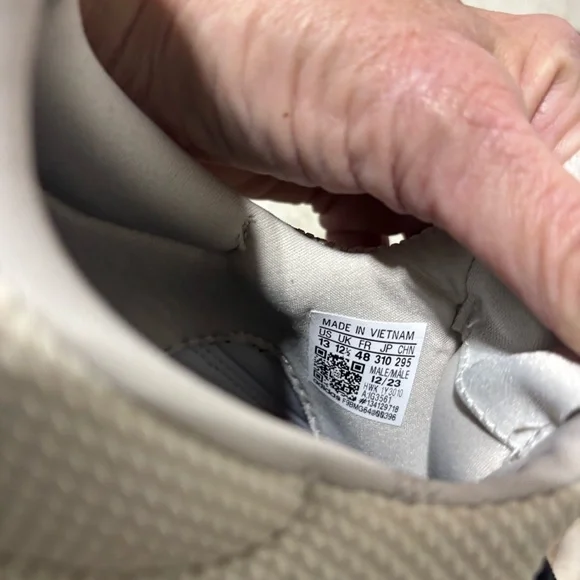 Adidas Lite Racer Performance Shoes-Size 10.5 - Picture 6 of 7